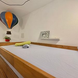 Habitación con 2 Camas Individuales